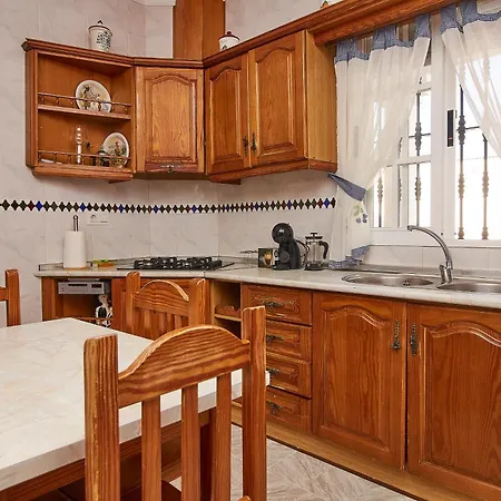 Casa El Prado Con Piscina Y Aparcamiento Holiday home Arriate